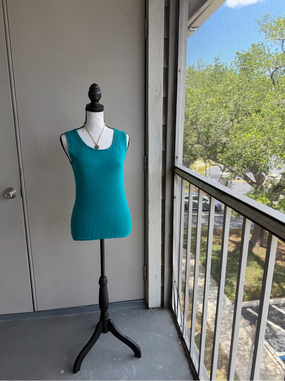 Coldwater Creek Women’s Silk Teal Sleeveless Scoop Neck Tank Top Cotton